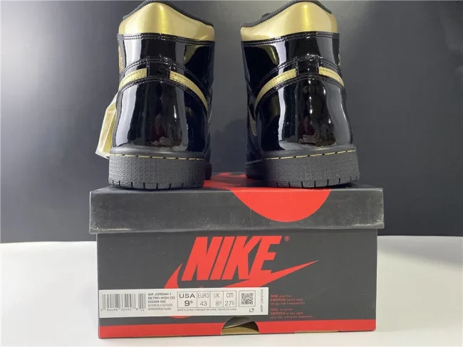 AJ 1 Retro High Og Black Metallic Gold