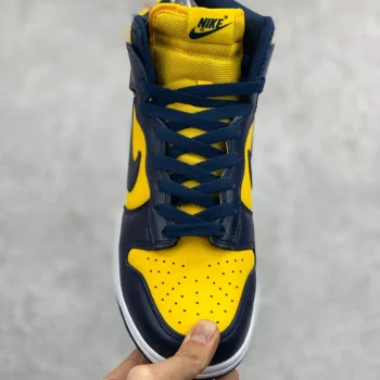 Dunk High Sp Michigan 2020