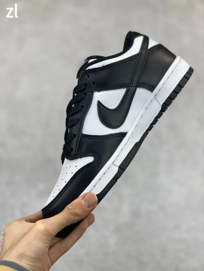 Dunk Low Retro White Black (2021)