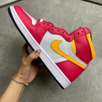 AJ 1 Retro High Og Light Fusion Red