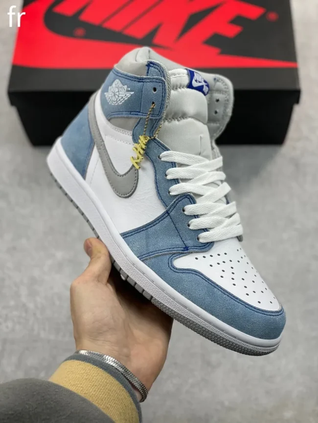 AJ 1 Retro High Og Hyper Royal