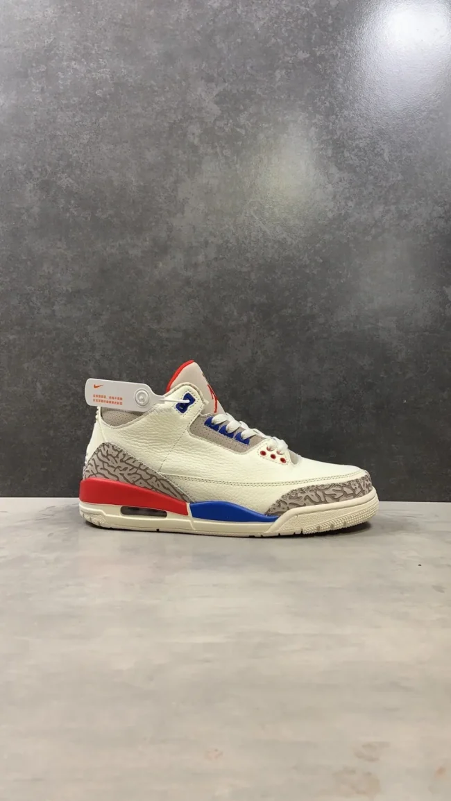 AJ 3 Retro International Flight