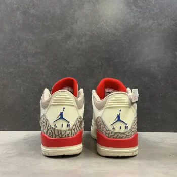 AJ 3 Retro International Flight