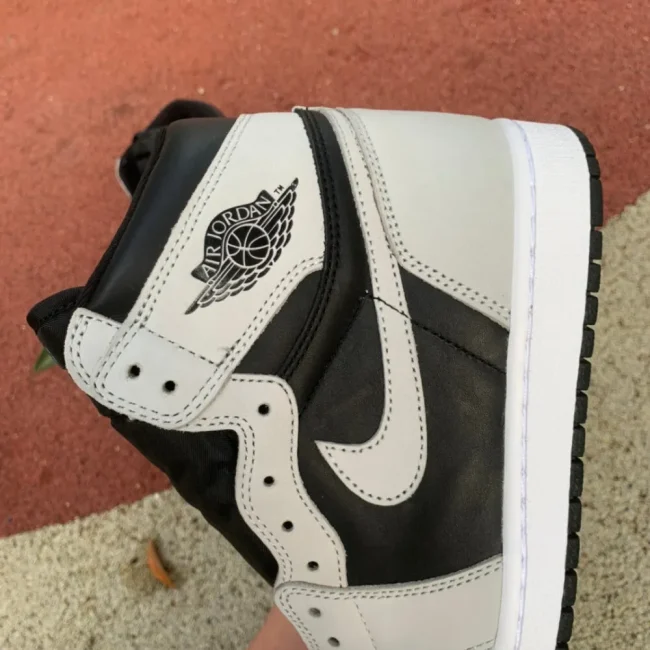 AJ 1 Retro High Og Shadow 2.0