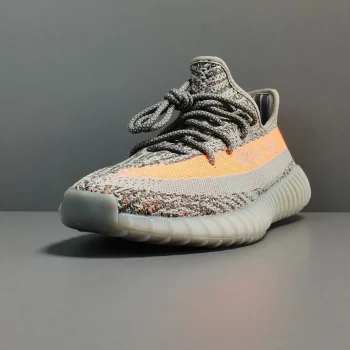 Yzy Boost 350 V2 Beluga Reflective