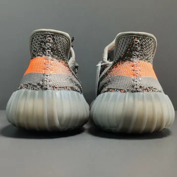 Yzy Boost 350 V2 Beluga Reflective