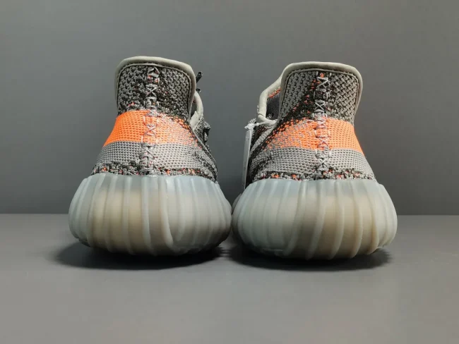 Yzy Boost 350 V2 Beluga Reflective