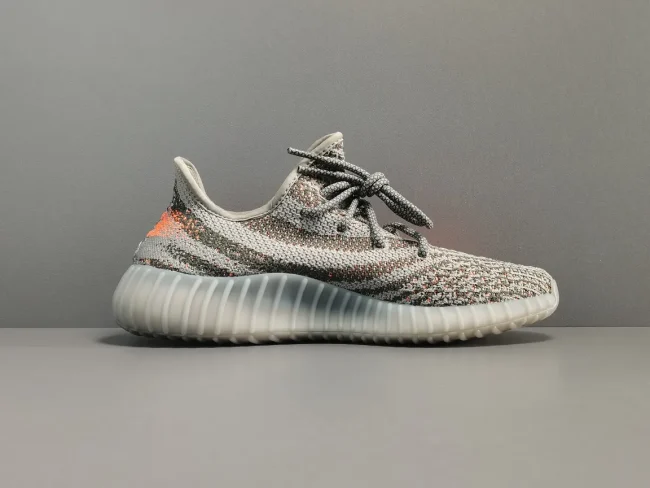 Yzy Boost 350 V2 Beluga Reflective