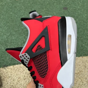 AJ 4 Retro Toro Bravo