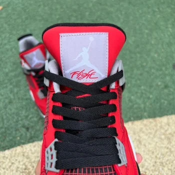 AJ 4 Retro Toro Bravo