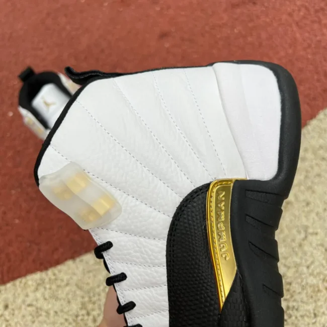 AJ 12 Retro Royalty Taxi