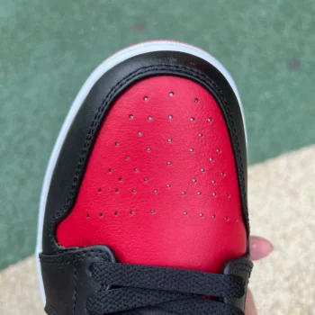 AJ 1 Low Bred Toe