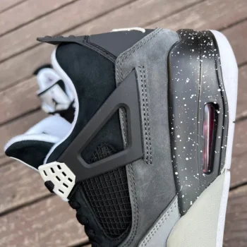 AJ 4 Retro Fear