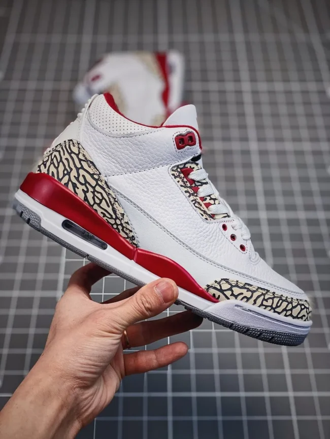 AJ 3 Retro Cardinal Red