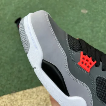 AJ 4 Retro Infrared