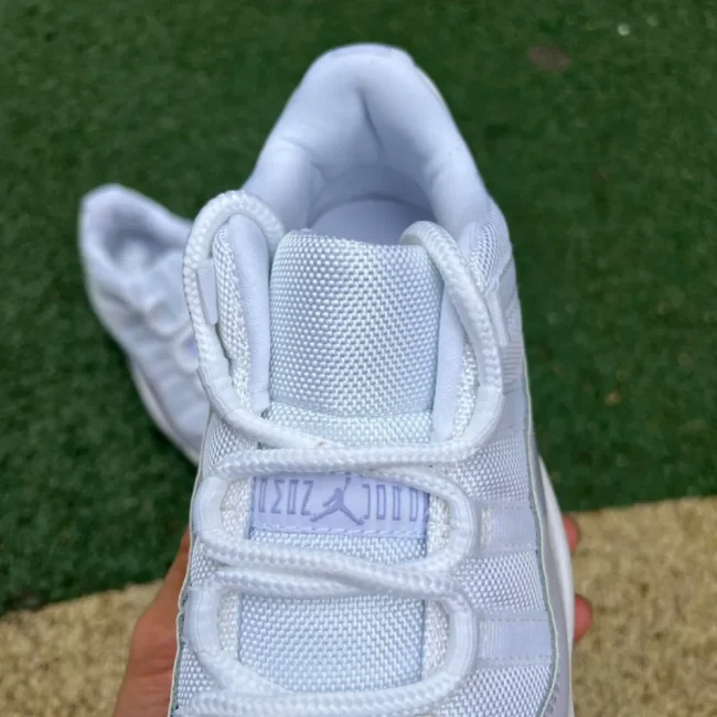 AJ 11 Retro Low Pure Violet