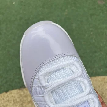 AJ 11 Retro Low Pure Violet