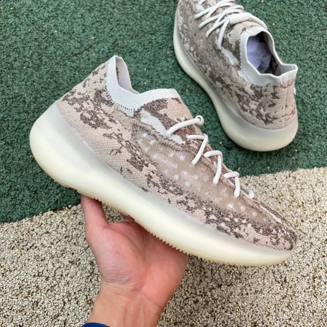 Yzy Boost 380 Pyrite