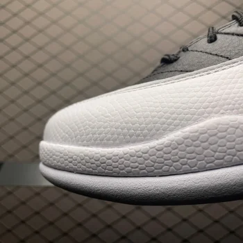 AJ 12 Retro Playoffs (2022)