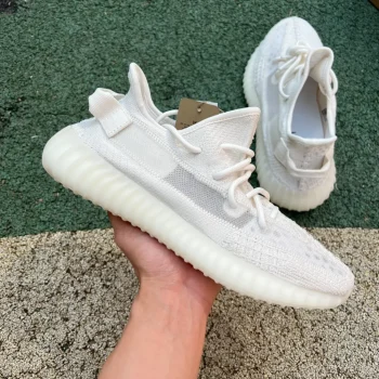 Yzy Boost 350 V2 Bone