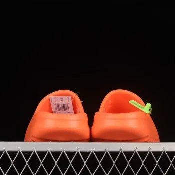 Yzy Slides Enflame Orange