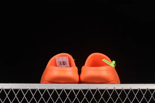 Yzy Slides Enflame Orange