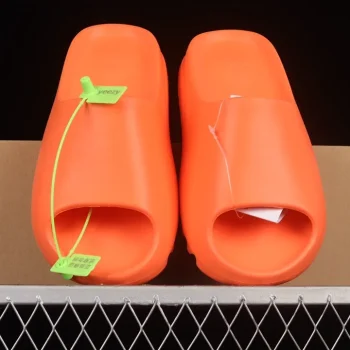 Yzy Slides Enflame Orange