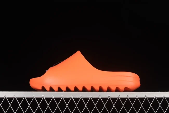 Yzy Slides Enflame Orange