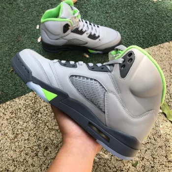 Aj 5 Retro Green Bean (2022)