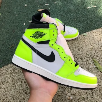 AJ 1 Retro High Og Visionaire