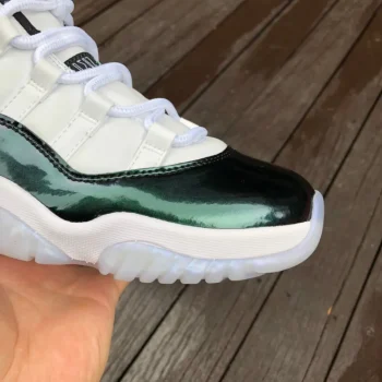 AJ 11 Retro Low Emerald