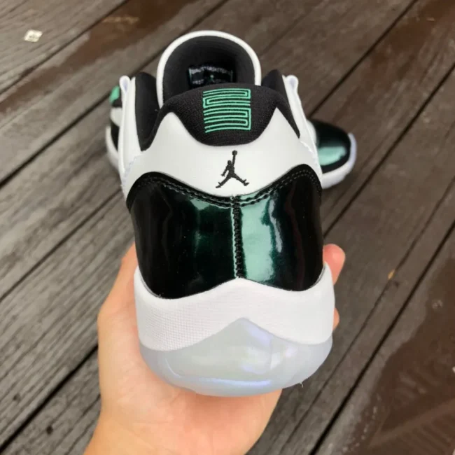 AJ 11 Retro Low Emerald