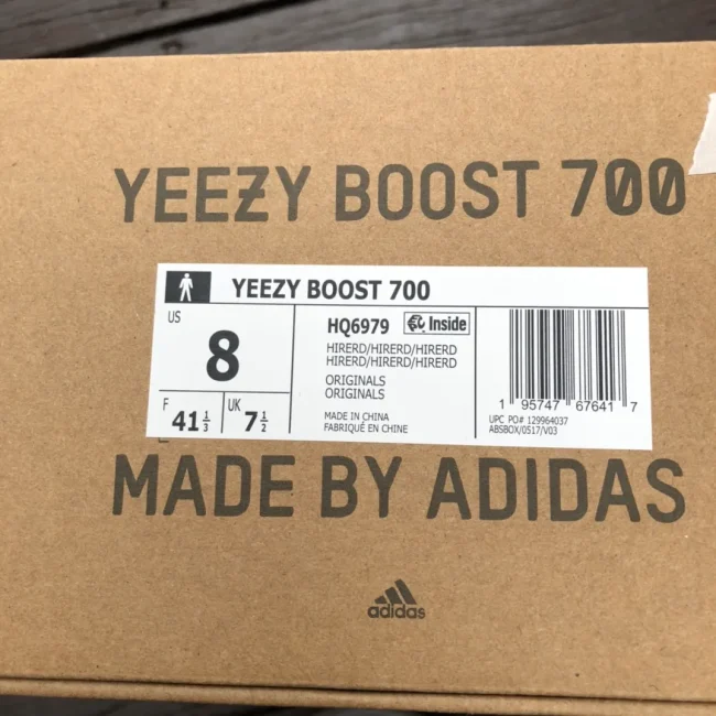 Yzy Boost 700 Hi-res Red