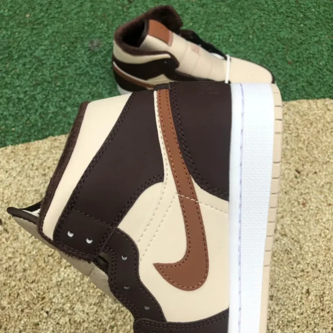 AJ 1 Mid Se Cream Dark Chocolate