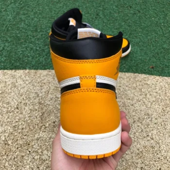 AJ 1 Retro High Og Yellow Toe