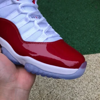 AJ 11 Retro Cherry