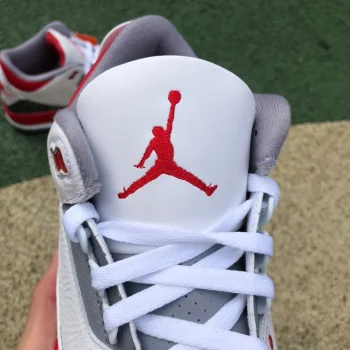 AJ 3 Retro Fire Red 2022