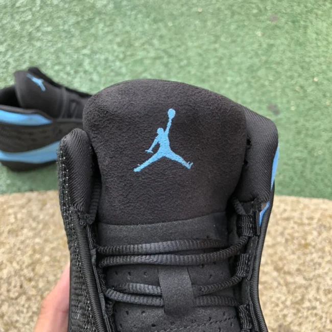 AJ 13 Retro Black University Blue