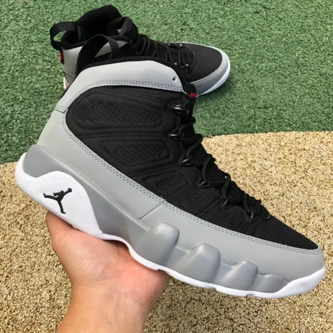 Aj 9 Retro Particle Grey