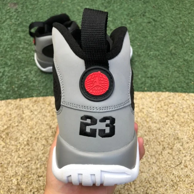 Aj 9 Retro Particle Grey