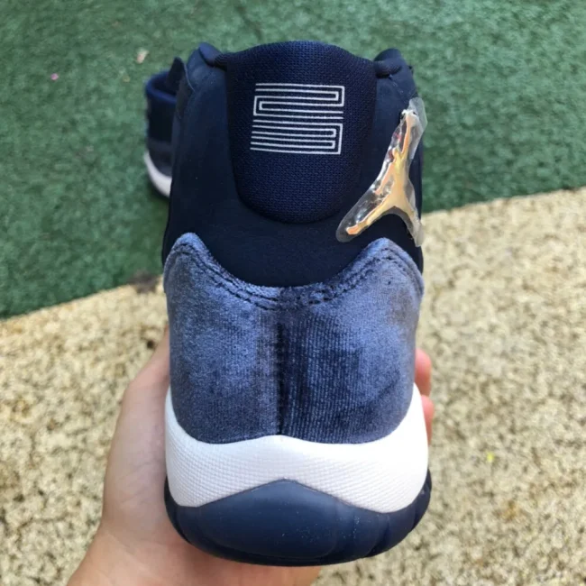 AJ 11 Retro Navy Velvet