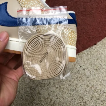 Dunk Low Premium Montreal Bagel Sesame