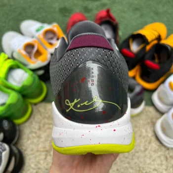 Zoom Kobe 5 Protro Chaos