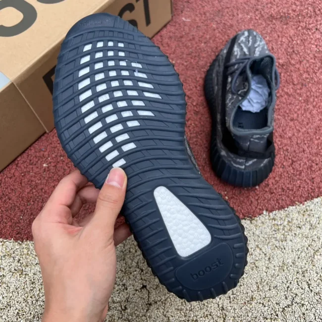 Yzy Boost 350 V2 Mx Dark Salt