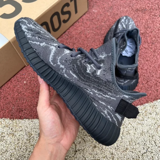 Yzy Boost 350 V2 Mx Dark Salt