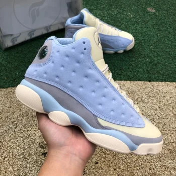 AJ 13 Retro Solefly