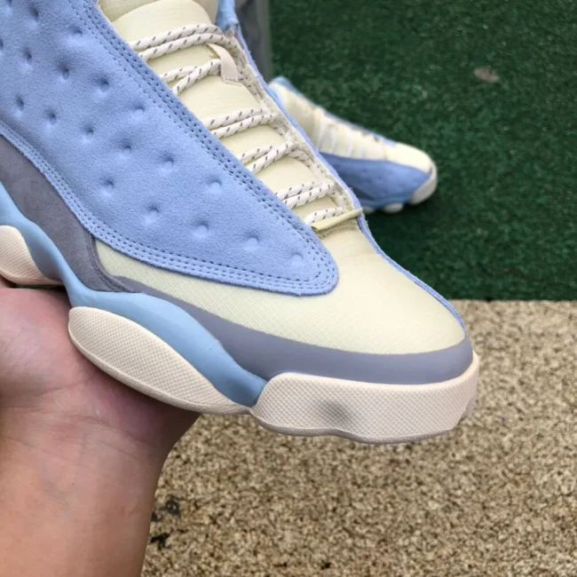 AJ 13 Retro Solefly