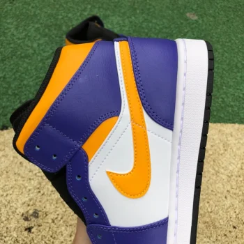 AJ 1 Mid Lakers (2022)