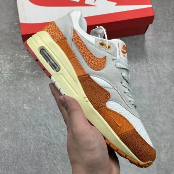 Air Max 1 Master - Magma Orange