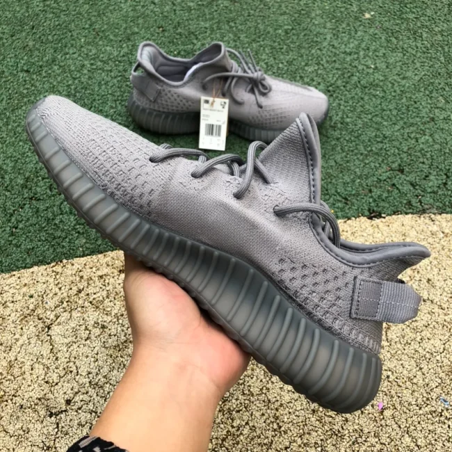 Yzy Boost 350 V2 Steel Grey